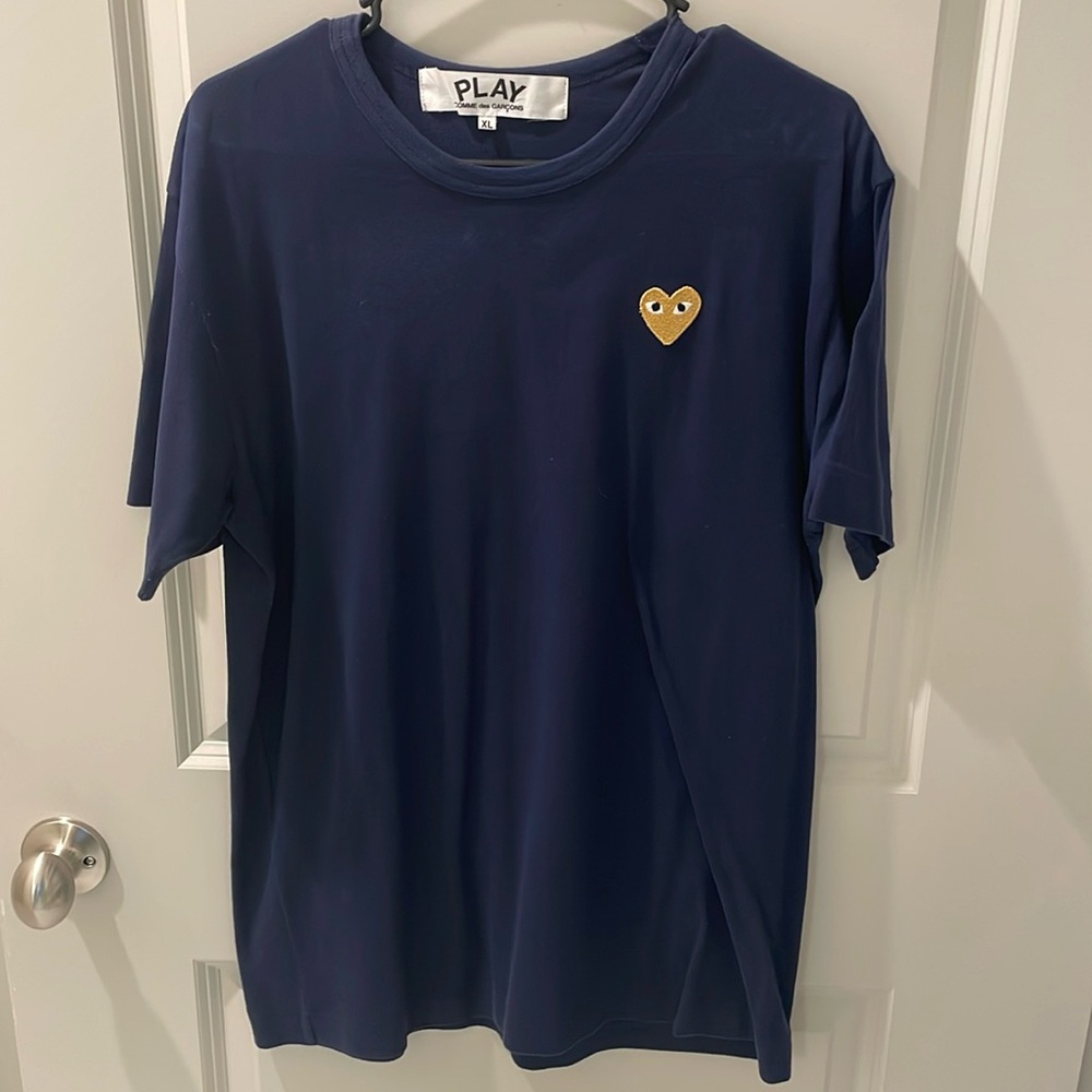 Play T-shirt